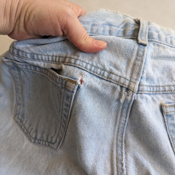 VINTAGE Northwest Blue faded light wash high rise tapered leg mom jeans - Picture 5 of 13